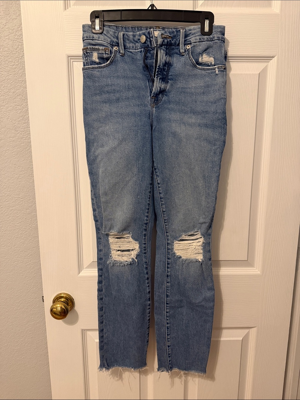 Good American Light Blue Straight-Leg Distressed Jeans